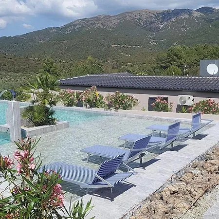 L'uliveto S'acqua Salia Vakantiehuis *